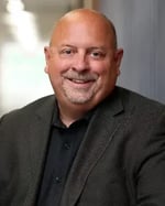 Scott J. Freund headshot