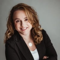 Becky Streff headshot